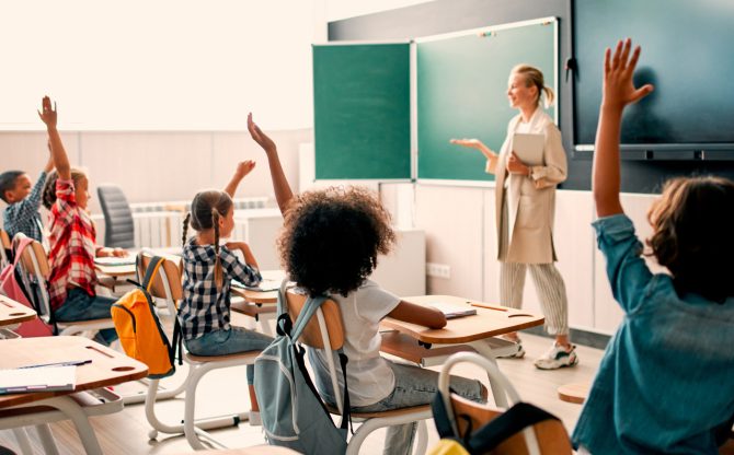 enseignant-contractuel